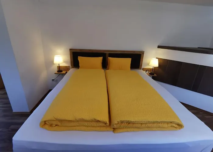 Haus Viktoria * מאיירהופן